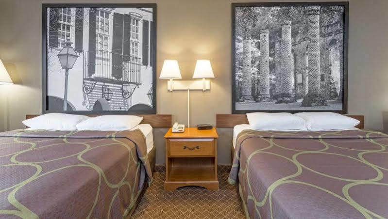 Hotel Super 8 By Wyndham Orangeburg Exteriér fotografie